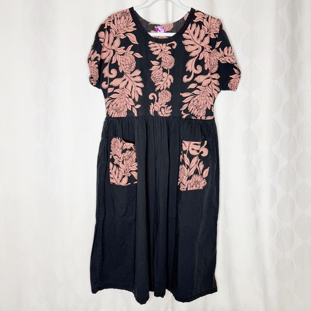 Noo Pee Hawaii Black and Pink Puff Sleeve Casual Sundress